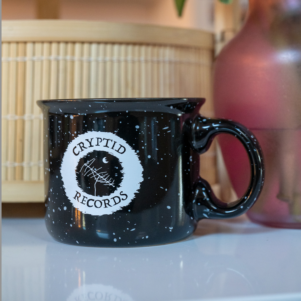 The Beacon Antenna camper mug, design detail